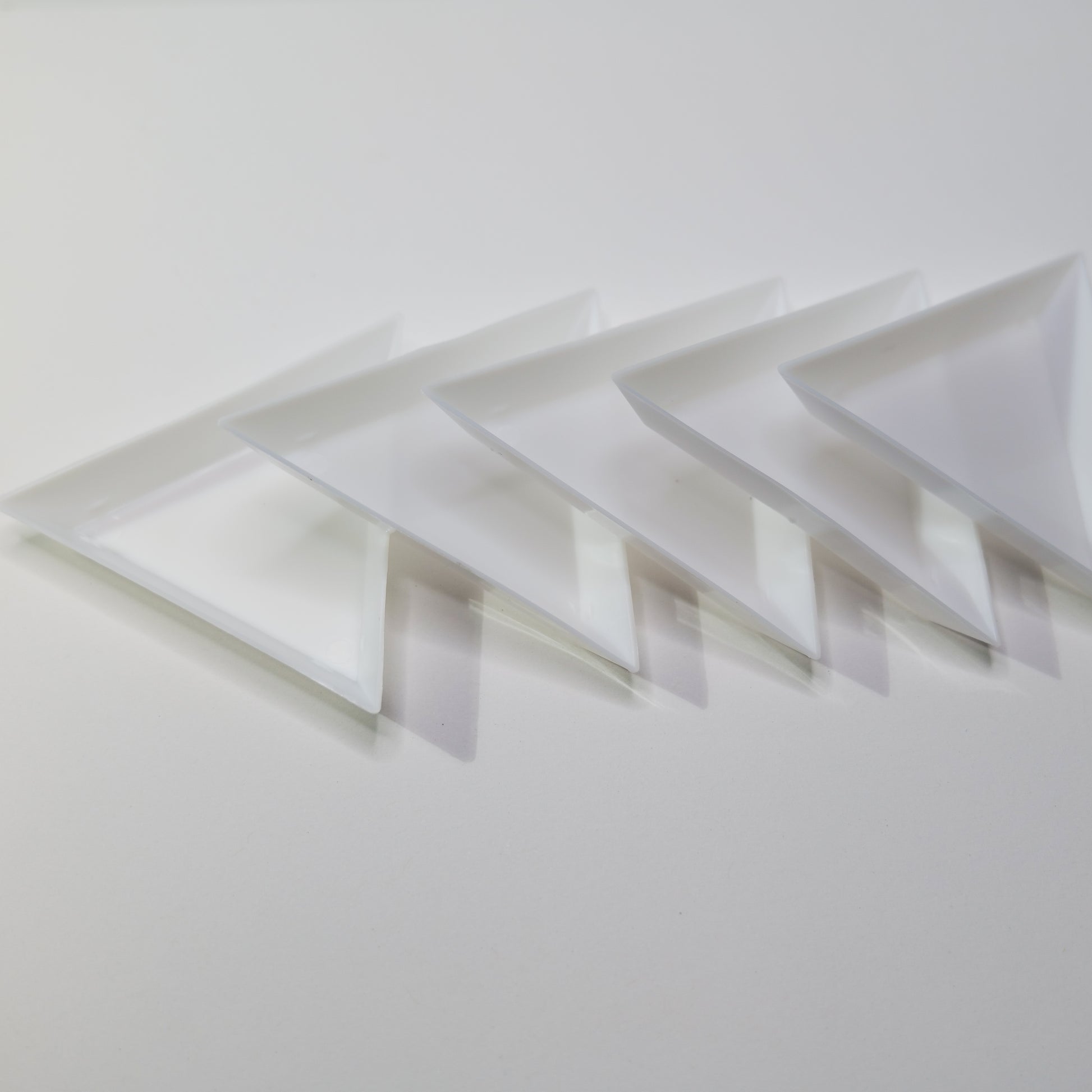 5Pcs Plastic Gem Trays image 0